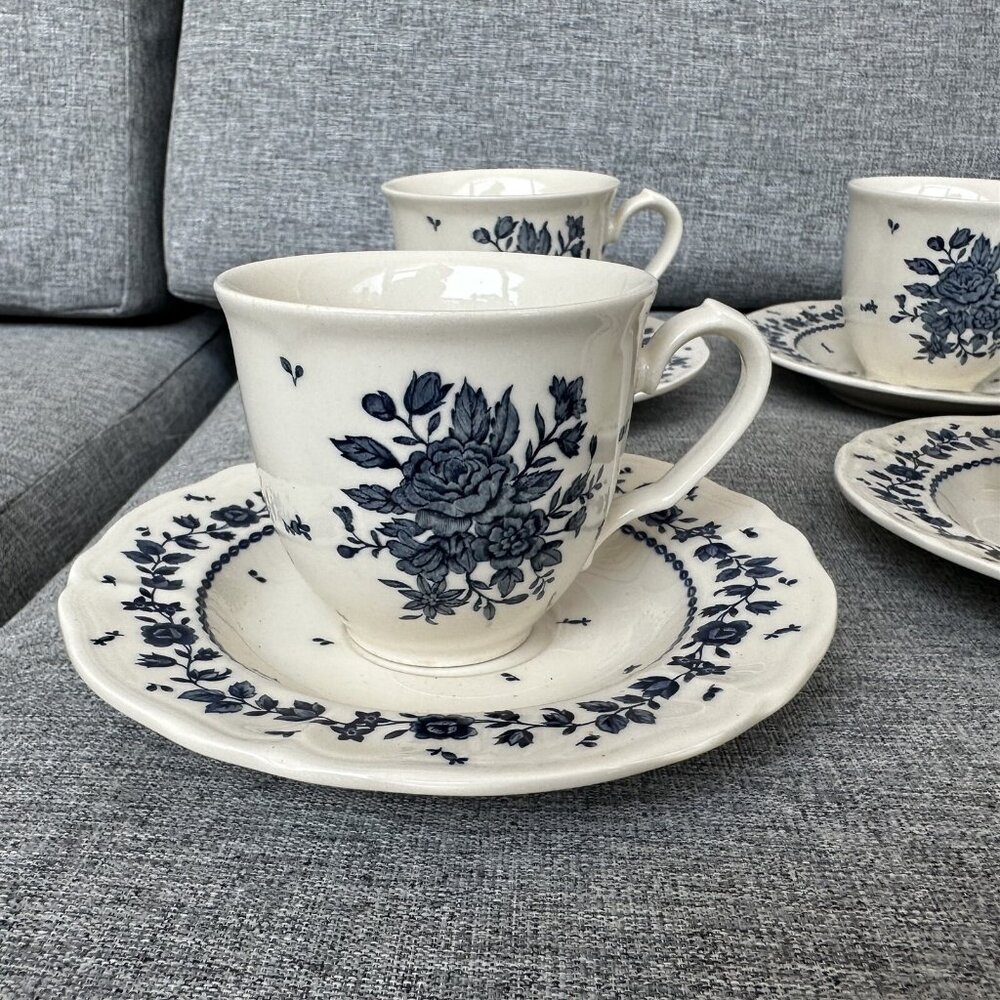 Tablemates Daily Dining Cups Saucers 5 Cream/White Blue Flowers BOUQUET - Picture 1 of 7